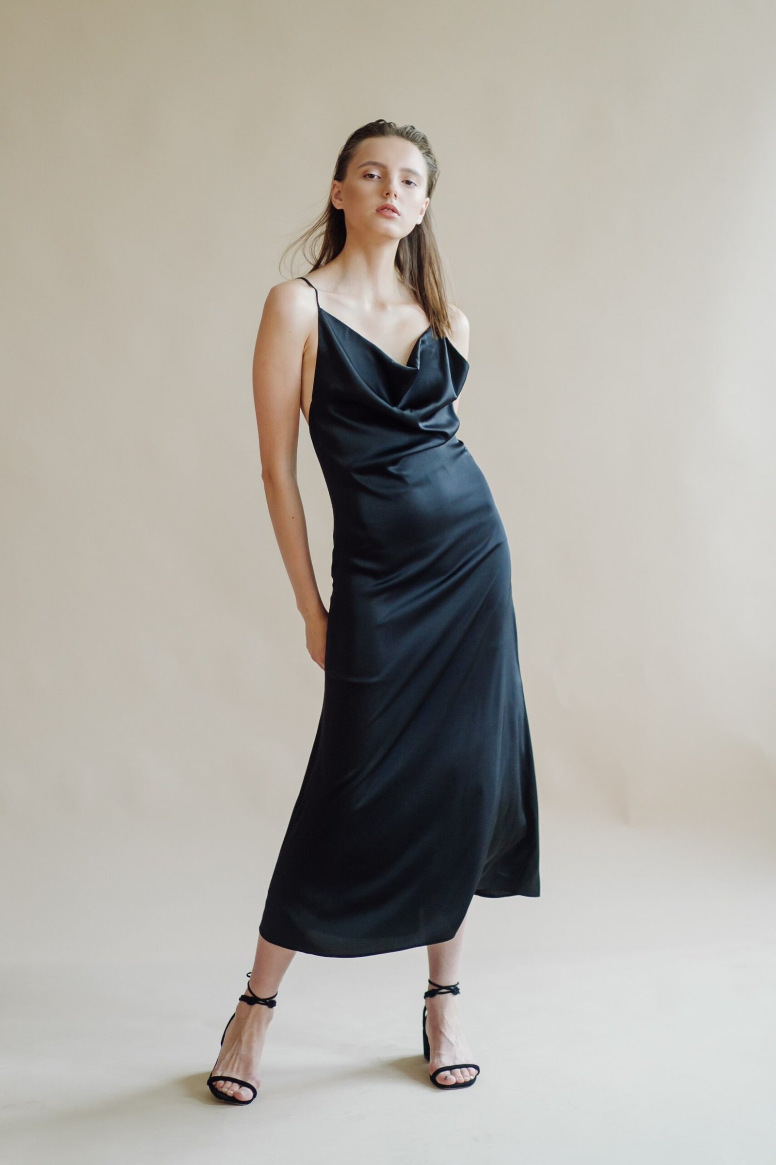 noir midi dress